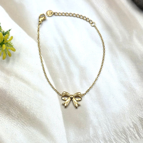 Gold Bow Bracelet