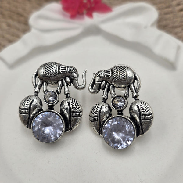 Elephant tone drop earrings.