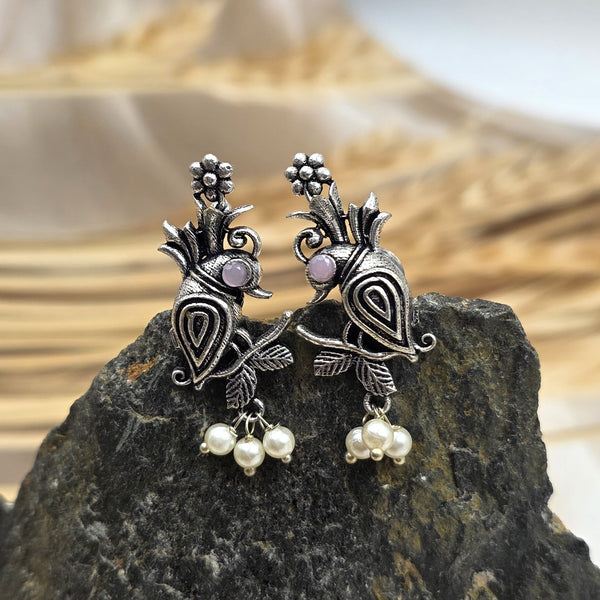 Antique-finish metal parrot Earrings