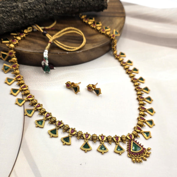 Antique gold-finish necklace and matching stud earrings set,