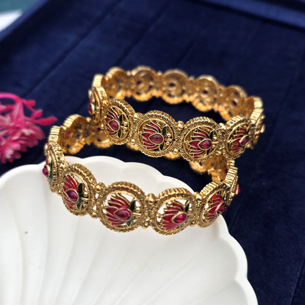 Traditional Indian bangles,