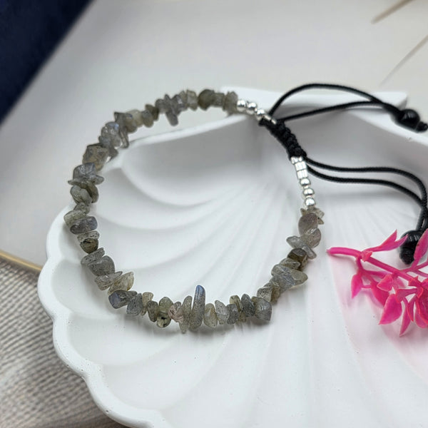 amethyst chip bracelet.