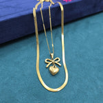 gold-toned necklace set!