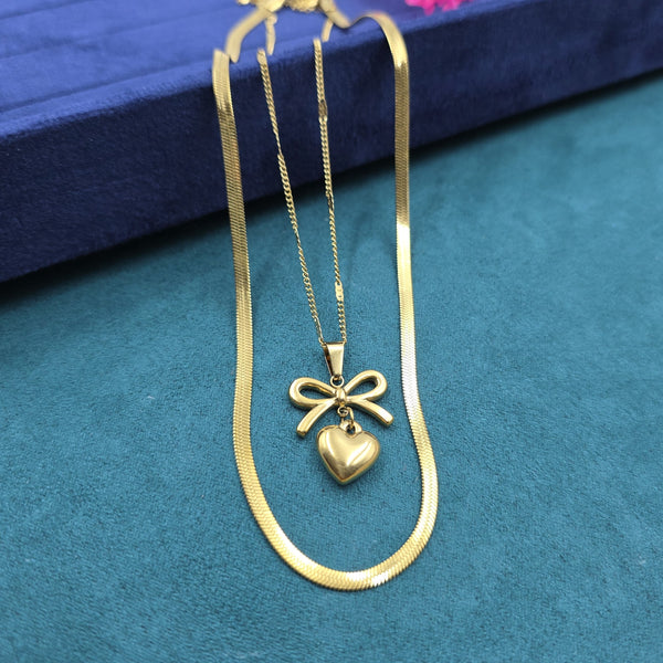 gold-toned necklace set!