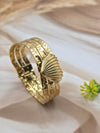 🌟 Striking Gold-Tone Cuff Bracelet