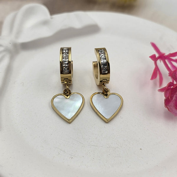Gold heart-shaped Earrings