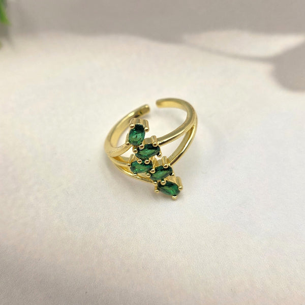 Adjustable gold-toned ring