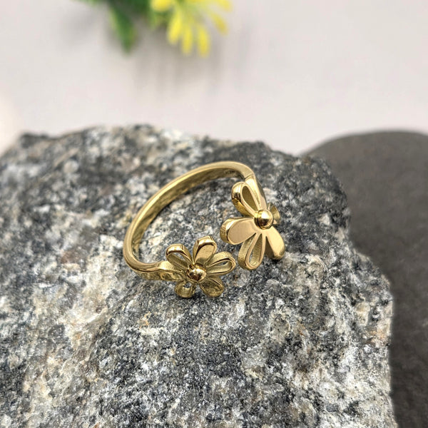 Daisy Flower Ring