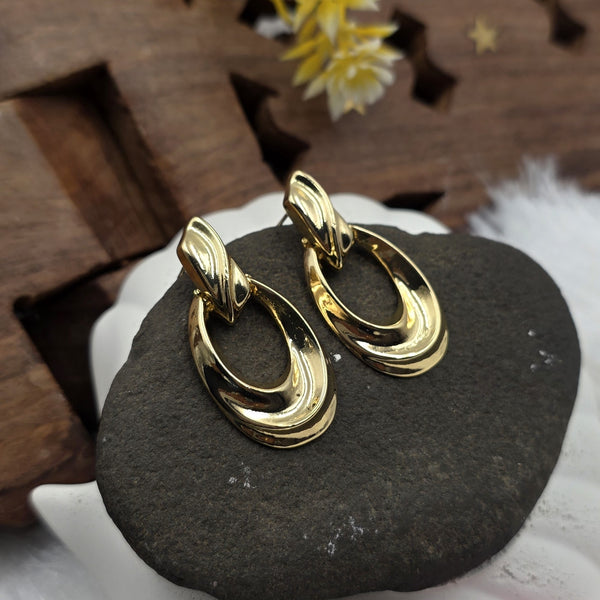 drop earrings gold-tone finish.