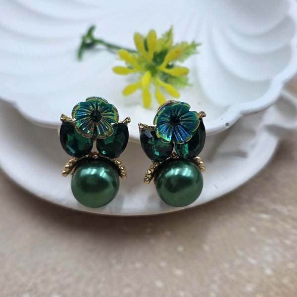 Elegant Floral & Pearl Stud Earrings