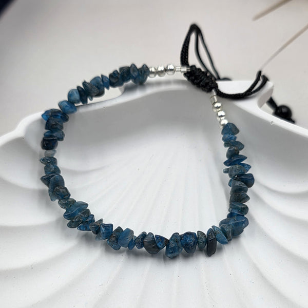 amethyst chip bracelet.